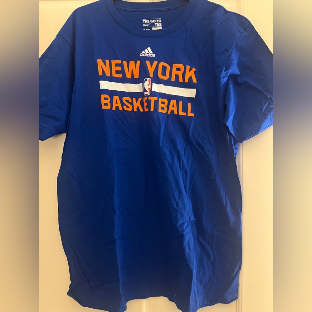 Blue New York Knicks Basketball Short Sleeve T shirt Men's XL